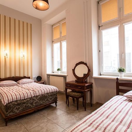Puffa Hostel Lux 바르샤바 외부 사진