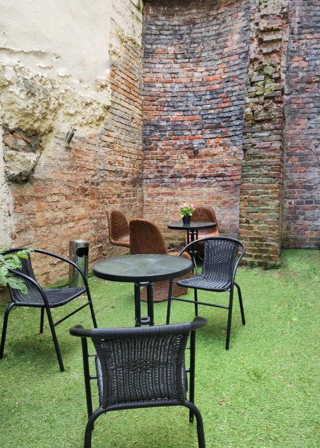 Puffa Hostel Lux 바르샤바 외부 사진