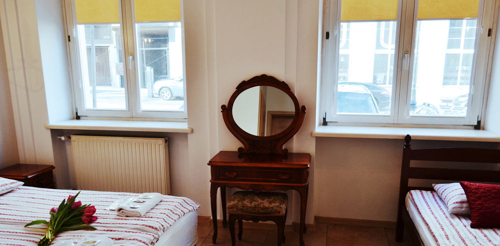 Puffa Hostel Lux 바르샤바 외부 사진