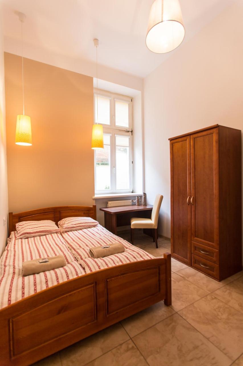 Puffa Hostel Lux 바르샤바 외부 사진